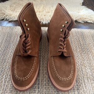 J. Crew Kenton Pacer Suede Men's Boots, acorn brown color, size 9.5, NWT
